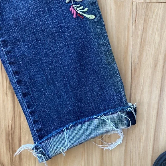 Kut from the Kloth Reese ankle straight embroidered jeans size 2 EUC - Picture 7 of 8